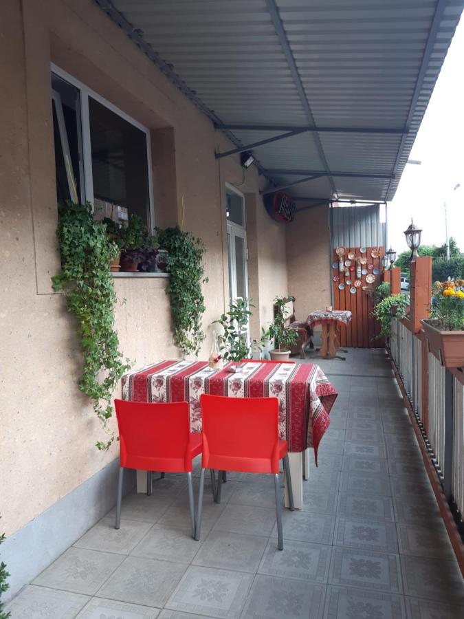 Lind Guest House B&B Γκιουμρί Εξωτερικό φωτογραφία